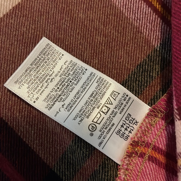 Used shirt size XL - Picture 4 of 10